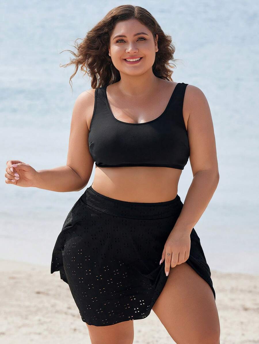Plus Size Women's Summer Beach Solid Color Casual Bikini Set With Cover-Up Skirt - Black - View 1