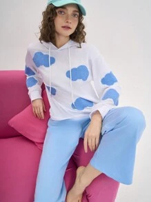 Cloud Shaped Embroidered Fleece Women Pajamas Set - Blue and White - View 5