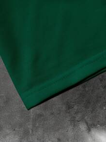 Manfinity Homme 大码男士圆领字母印花短袖 T 恤 - 墨綠色 - 查看 5