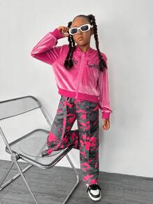 SHEIN 2pcs/Set Tween Girl Casual Outfit - Letter Print Hoodie Jacket And Camouflage Pants, Spring/Autumn
