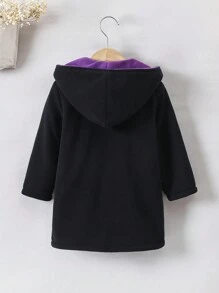 少女休闲双面羊羔绒连帽中长款夹克。柔软舒适的面料，适合女孩秋冬季穿着。双面设计，两种不同颜色，提升造型的多样性。中长款设计既保暖又修身，可搭配不同风格的服装。女孩们穿上这款夹克，既能感受到舒适，又能展现自己的时尚个性。 - 彩色 - 查看 4