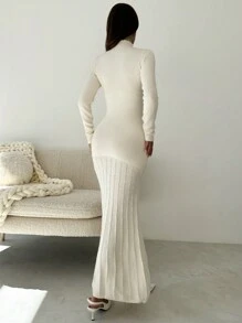 Firerie 优雅浪漫冬季杏色 3D 花卉钩针高领修身长袖紧身美人鱼长款毛衣连衣裙 - 杏色 - 查看 3