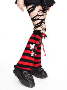 ROMWE Anime Bộ 2 chiếc quần giữ ấm chân sọc đen đỏ phong cách Gothic Punk có cánh dơi, dây xích và chi tiết thánh giá dành cho nữ, Halloween - Đỏ - Xem 4