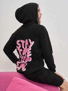 Áo ngủ trùm đầu in khẩu hiệu lông cừu cho nữ - màu đen - Xem 3