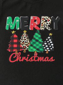 2 件装年轻女孩日常休闲柔软舒适圣诞树字母标语印花短袖条纹 T 恤和雪花印花牛仔效果裤套装，适合日常穿着和圣诞节假期