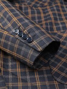 Manfinity Mode Plus Size Men's Fall Plaid Turndown Collar Pocket Single Breasted Suit Jacket