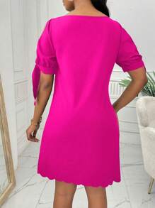 Lunelith SHEIN Lunessa Đầm mini đính hạt đơn giản cổ tròn tay ngắn màu trơn cho nữ - Màu Hồng Tươi - Xem 2