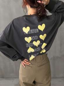 FRIFUL Women's Loose Fit Heart Pattern Contrast Color Sweatshirt - Grey - View 1