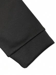 Manfinity Campus Court 男士休闲标语印花拉链前抽绳连帽运动衫，秋冬 - 黑色 - 查看 4