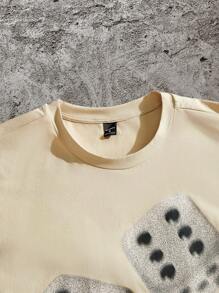 Manfinity VCAY 1 件男士 Y2K 服装趣味休闲超大潮流高街复古风格创意骰子天使麦当娜油画印花黑色针织 T 恤 - 卡其色 - 查看 6