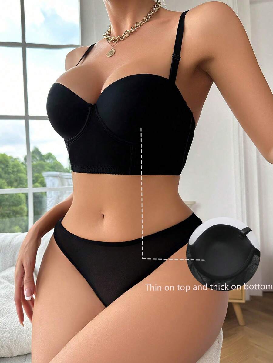 Black Fabric Casual Comfy Bra And Panty Set With Slight Stretch Chain Detail - Black - View 1