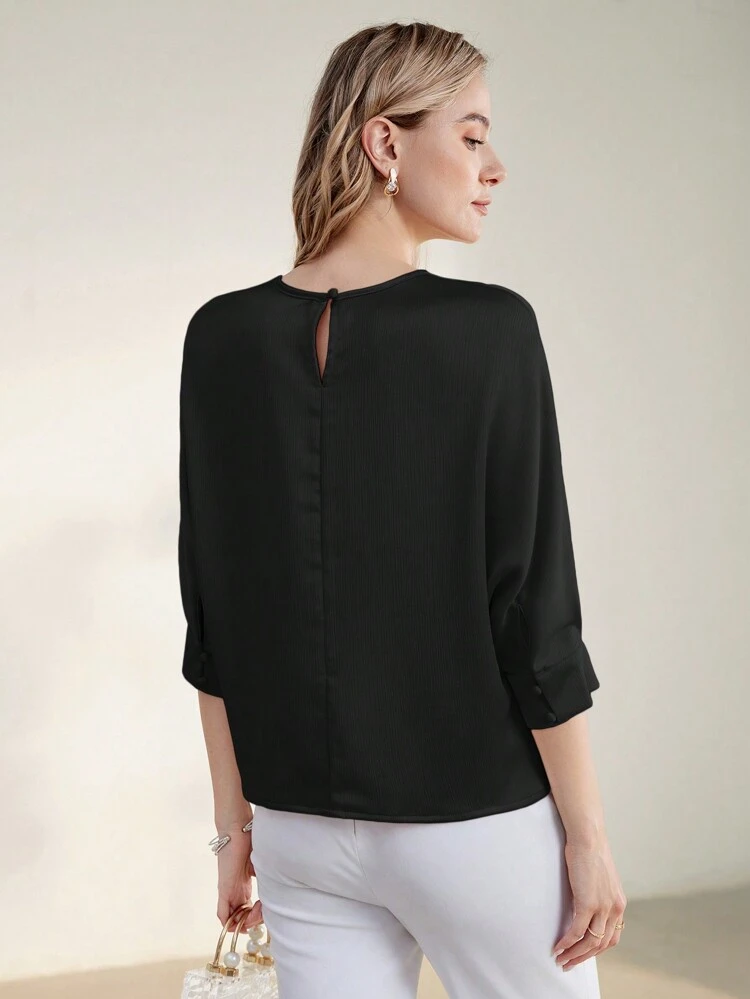 SOLID BATWING SLEEVE KEYHOLE BACK BLOUSE