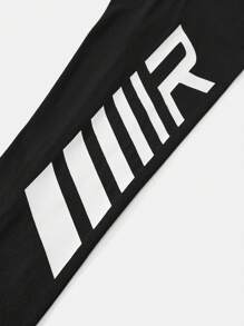 SHEIN Leap Crew 3 件套青少年男孩休闲拼色缝线圆领长袖上衣、纯色长裤和短裤针织运动服套装、健身服 - 黑色 - 查看 12