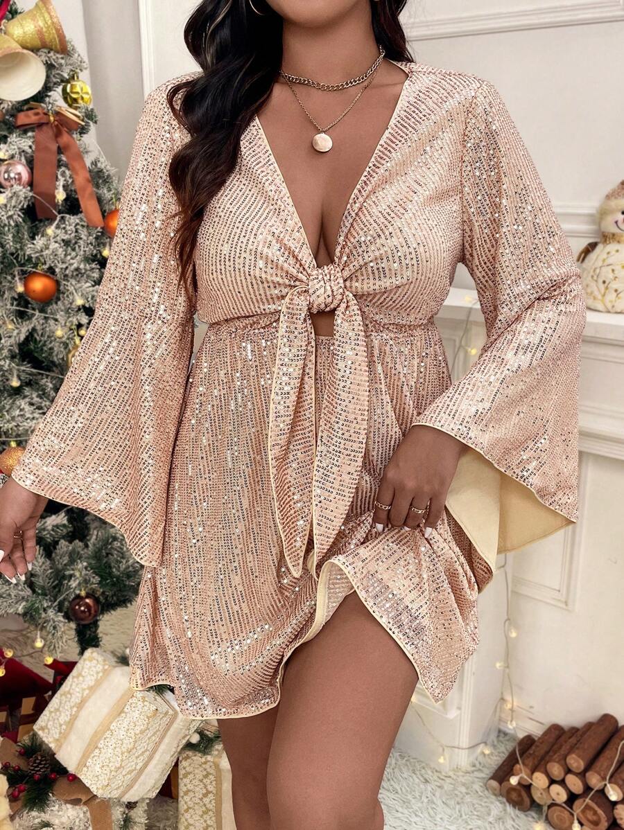 SHEIN VCAY 大码秋冬闪亮亮片长款喇叭袖A字连衣裙，派对聚会装，朋友聚会，万圣节服装，圣诞节服装，新年服装，老钱风格，法式，性感，优雅，浪漫香槟色大码连衣裙