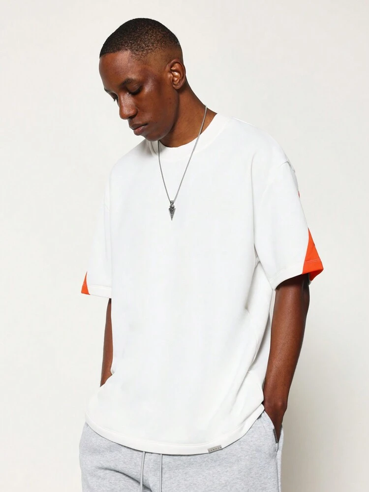 T-shirt coupe régulière à manches courtes avec imprimé graphique bicolore Brooklyn