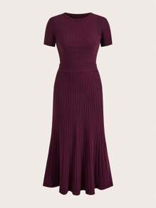 Modelyn 2 件套女士纯色圆领短袖上衣和优雅针织裙套装 2 件套