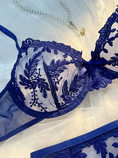 Esselle Verleidelijke Lingerie Set Women, In Blauw Going Out view 5