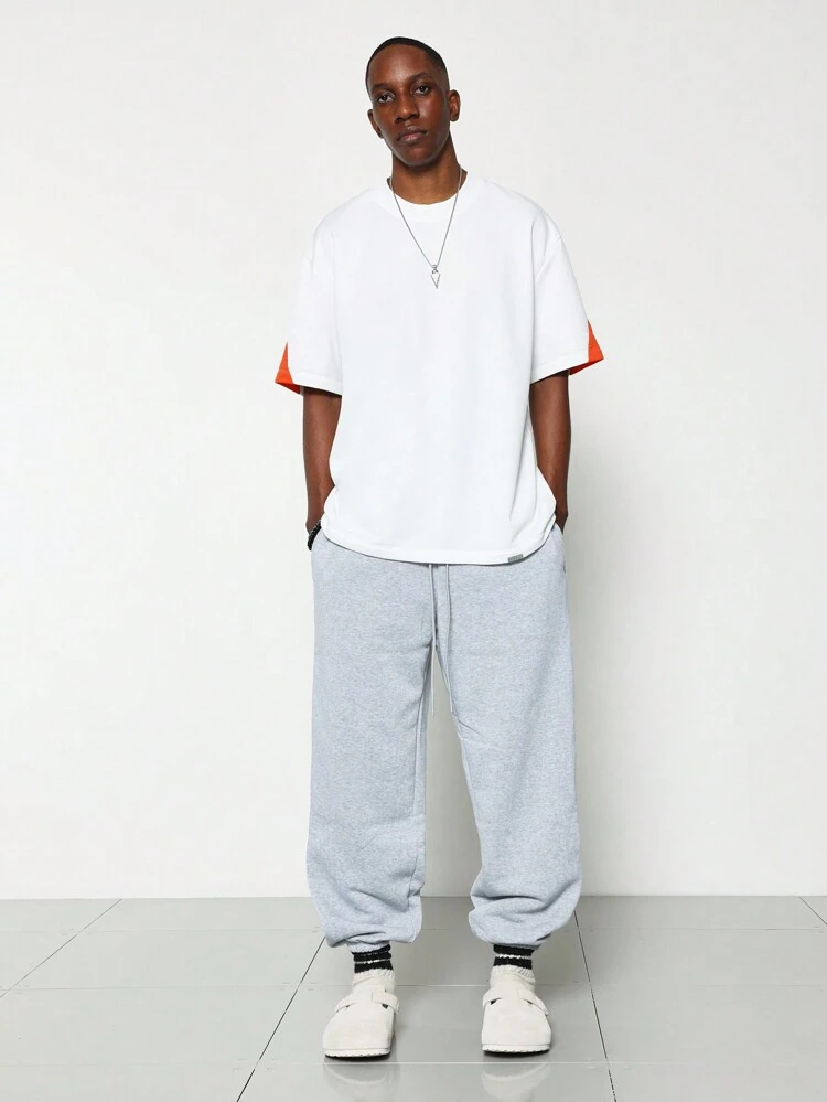 T-shirt coupe régulière à manches courtes avec imprimé graphique bicolore Brooklyn