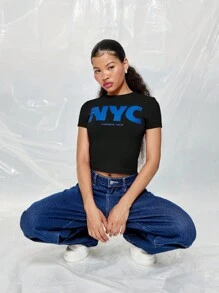 SUMWON WOMEN Áo thun crop cổ tròn tay ngắn in họa tiết NYC phía trước - màu đen - Xem 5