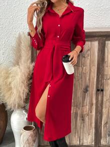 SHEIN X JIMENA & MATEO Chiquease 纯色纽扣长袖连衣裙，秋季新年衣服长款女装红色长袖连衣裙休闲红色连衣裙长衬衫裙 - 紅色 - 查看 1