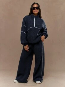 MISSGUIDED Teddy Borg Wide Leg Jogger With Contrast Piping Side Details Cozy Athleisure Lounge Pants Winter Warm Sherpa Sweatpants Perfect For Indoor Outdoor Comfort - Navy Blue - View 3
