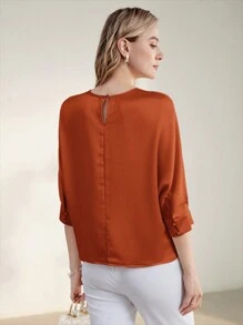 MOTF PREMIUM BLUSA CON MANGA TIPO MURCIÉLAGO, ESCOTE TRASERO DE OJO DE CERRADURA
