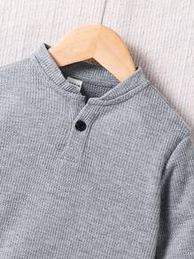 SHEIN Young Boy Casual V-Neck Textured Tee - Grey - View 3