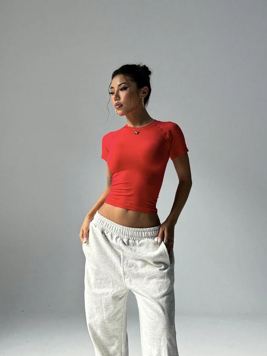 Core Rhythm Áo thun thể thao tay raglan trơn màu dành cho nữ - Đỏ - Xem 1