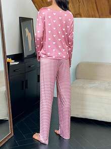 Bộ 2 áo dài tay in hình trái tim và chữ cho nữ và quần ngủ kẻ sọc - Hồng - Xem 3