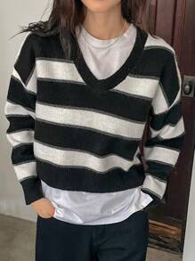 DAZY Women's Autumn New Casual Vintage Striped V-Neck Loose Knitted Sweater - Black - View 6