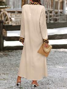 SHEIN LUNE 1 件女式随机豹纹印花前纽扣长袖连衣裙长款女装 - 卡其色 - 查看 2