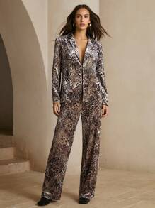 Anewsta 简约时尚豹纹动物垫肩天鹅绒两件套 - 灰色 - 查看 4