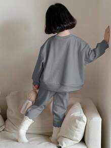 Dazy Kids 两件套女童圆领针织抓绒字母印花卫衣和裤子，秋季套装，冬季 - 灰色 - 查看 5