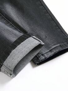 Manfinity LEGND 男士泼墨印花破洞磨边紧身牛仔裤，修身深色牛仔裤，长款黑色工装牛仔裤，适合送给丈夫、男朋友的礼物，适合外出聚会、通勤、度假、街头，垃圾摇滚风