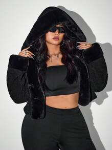 SHEIN ICON Veste courte en fausse fourrure pour femmes grande taille ICON - Noir - Voir 1