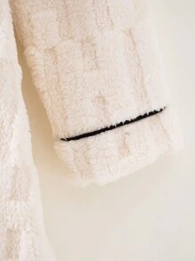 Tween Girl 杏色简约撞色边字母提花柔软羊毛睡衣长袍，系腰带，长袖 - 杏色 - 查看 4