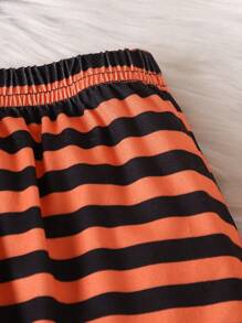 SHEIN Bộ 4 món đồ liền thân hình quỷ đáng yêu cho bé trai, quần sọc cam thêu hình quả bí ngô, mũ và yếm cho bé từ 0-18 tháng tuổi, mùa thu/đông, dành cho tiệc Halloween - Nhiều màu - Xem 15