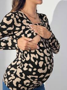 SHEIN Maternity Leopard Print Side Tie Waist Long Sleeve Slim Fit T-Shirt