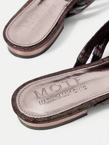 MOTF PREMIUM 女士秋季时尚交叉平底鞋 - 深灰色 - 查看 8