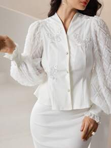 Modelyn Bộ 2 món Áo dài tay đính nút phía trước họa tiết bướm và chân váy thanh lịch cho nữ - trắng - Xem 3