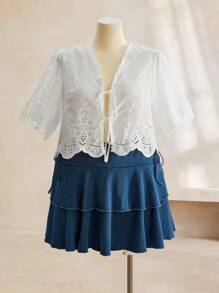 SHEIN CURVE+ 大码曲线夏季白色荷叶边袖刺绣系带露脐上衣，女士夏季衬衫，前系带，系带衬衫，短袖衬衫，可爱夏季衬衫 - 白色 - 查看 5