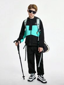 SHEIN 2 件套青少年男孩时尚运动风衣连帽衫夹克和裤子，带字母和徽标印花色块设计，休闲户外街头装