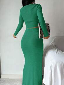 RueChic Solid Crop Jumper & Split Thigh Knit Skirt - Green - View 2