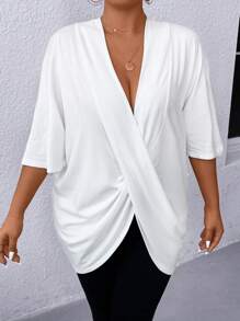 SHEIN Essnce Plus Size Women's T-Shirt, Baggy Top, 2-Piece, Black Top Going Out Tops,Summer Outfits For Women,Spring Clothes Two Pieces Summer Set Summer Set - Multicolor - View 4