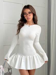 SHEIN EZwear Váy len dệt kim họa tiết hoa thanh lịch cổ tròn dài tay màu trơn cho nữ, mùa thu/đông - trắng - Xem 4