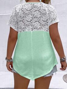 SHEIN Clasi Áo thun tay lỡ ren tương phản mùa hè cỡ lớn cho nữ - màu xanh lá - Xem 2