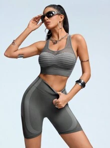 Innovista Bộ đồ thể thao liền mạch co giãn cao 3D Lines dành cho nữ, Bộ 2 món, Áo ngực thể thao nâng đỡ lưng Racerback & Quần bó tập luyện Biker, Bộ đồ hai món thường ngày & tập luyện, Chạy xe đạp, Phòng tập yoga - Xám - Xem 3