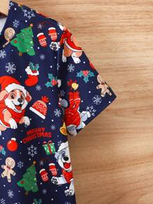 SHEIN Ensemble de 3 pièces pour jeunes garçons : écharpe, gants, bonnet imprimés avec bonhomme en pain d'épices, sapin de Noël et cloches de Noël, t-shirt doux et confortable à imprimé chien de dessin animé, adapté pour le printemps, l'automne et l'hiver
