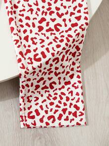 Set de 2 piezas Conjunto informal de niña preadolescente con estampado de corazones en blusa de manga larga y pantalones sueltos con estampado de leopardo para usar en casa en otoño - Multicolor - Ver 4
