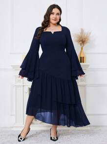 Modelyn 大码纯色喇叭袖连衣裙，带荷叶边下摆，优雅的晚会礼服 - 藏蓝色 - 查看 1